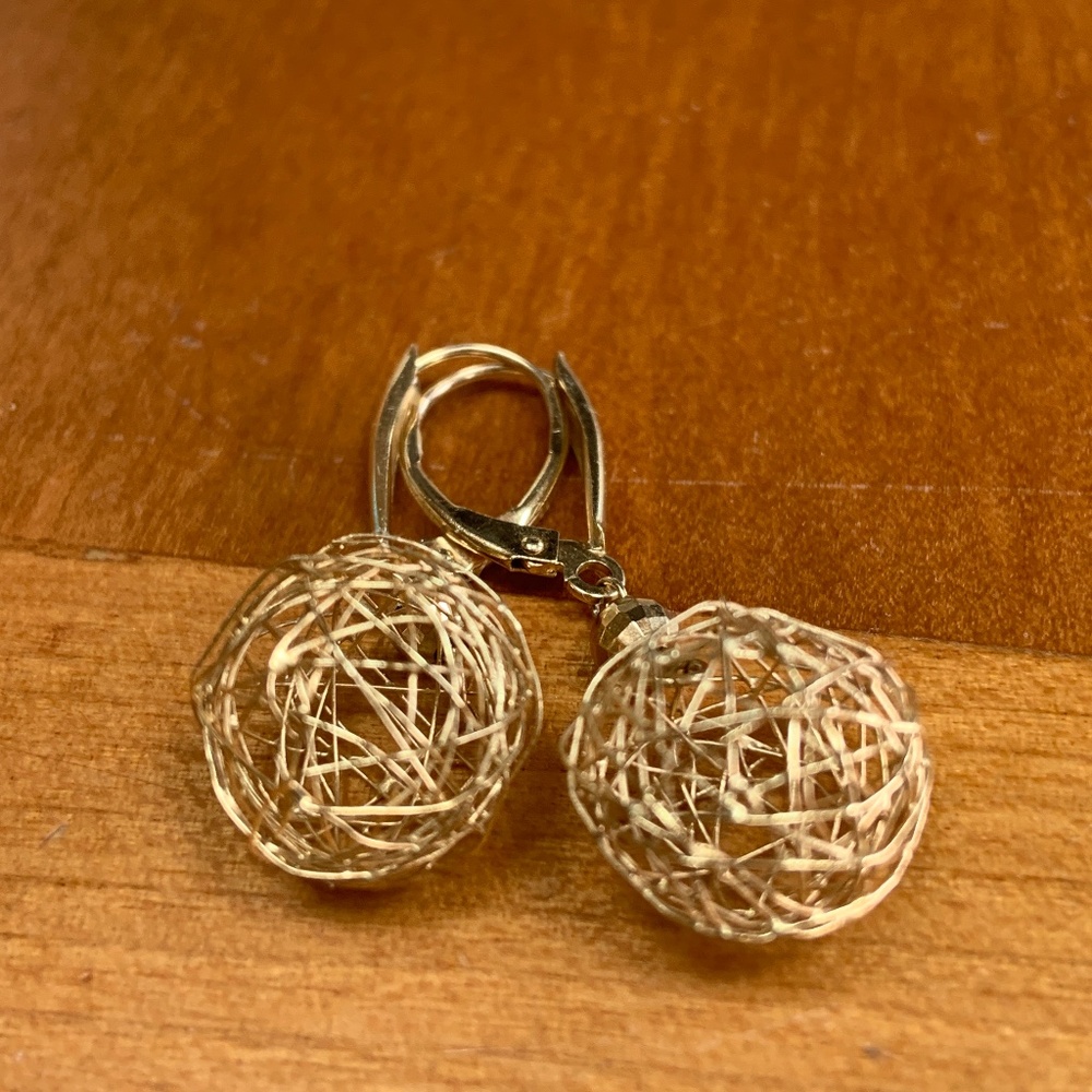 Delicate 14kt gold ball open weave earrings